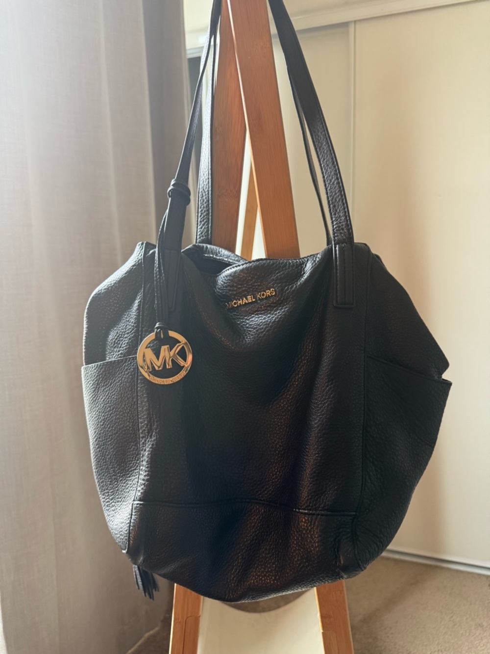 Michael Kors Black Ashbury Leather Shoulder Bag